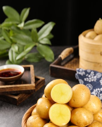 口感豐富，營養(yǎng)均衡：品嘗巴東土豆蛋的獨(dú)特魅力